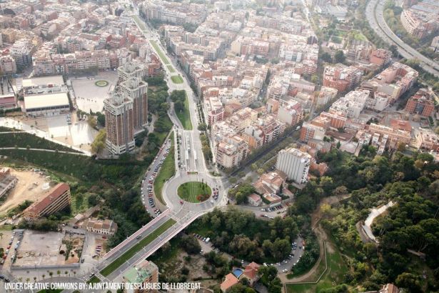 De Barcelona a Esplugues de Llobregat en taxi